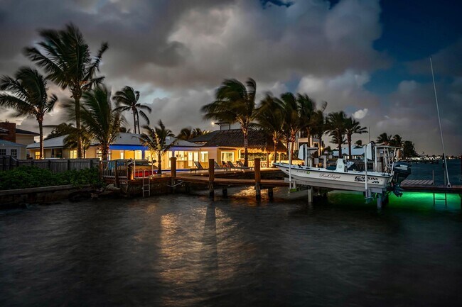 844 East Dr 844 East Dr Boynton - 844 East Dr Boynton Beach Fl Primary Photo 