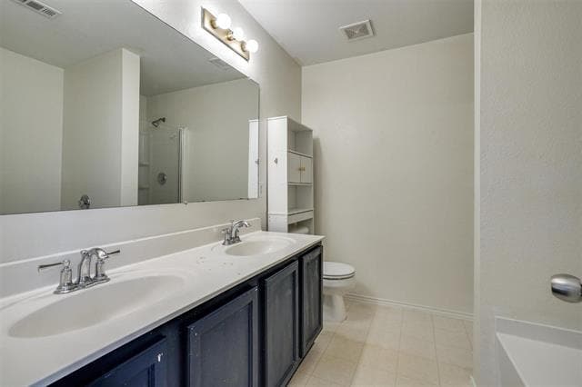 Building Photo - 13196 Cleburne Dr