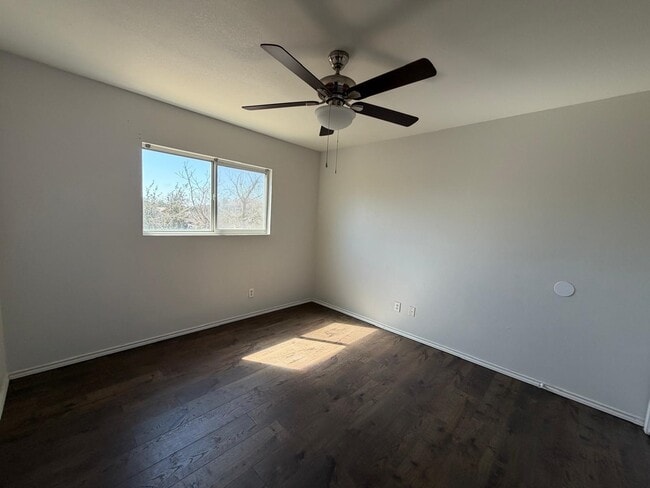 Building Photo - 3203 St Isaac Loop