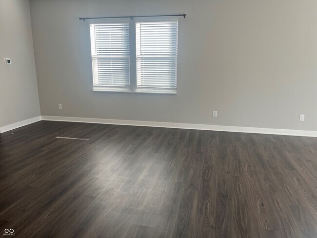 Building Photo - 1953 Goodwin Pl