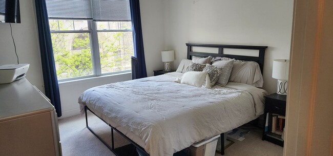 Building Photo - The Grande in Conshohocken condo available...