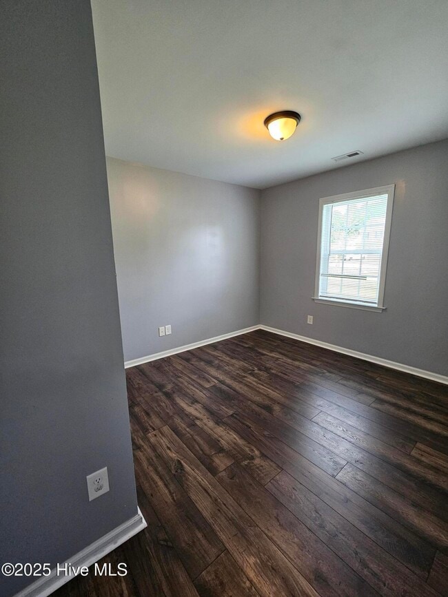 Building Photo - 2013 W T Whitehead Dr