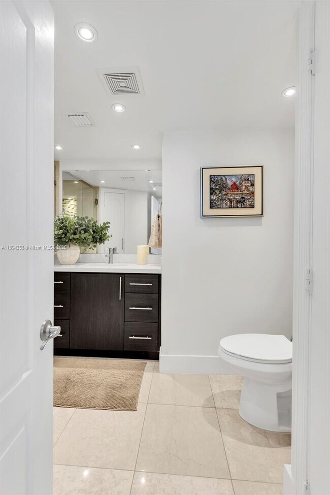 Building Photo - 7135 Collins Ave