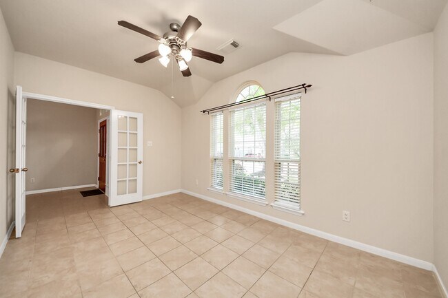 Building Photo - 7730 Trail Hollow