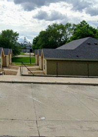 Building Photo - 526