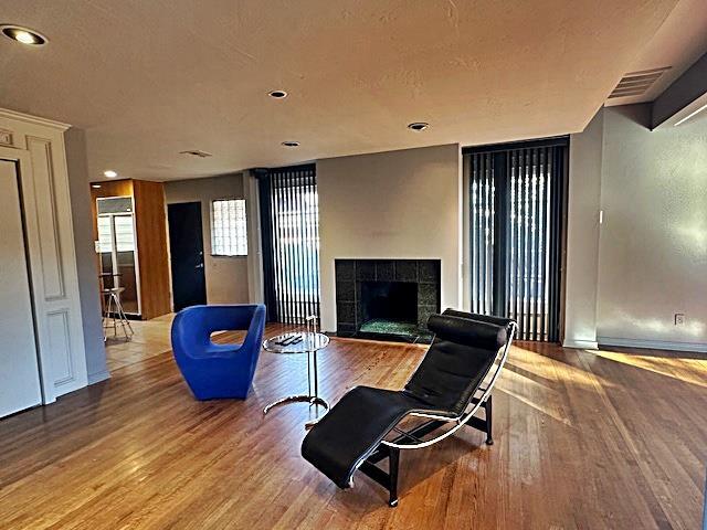 Building Photo - 1710 Dorchester Dr