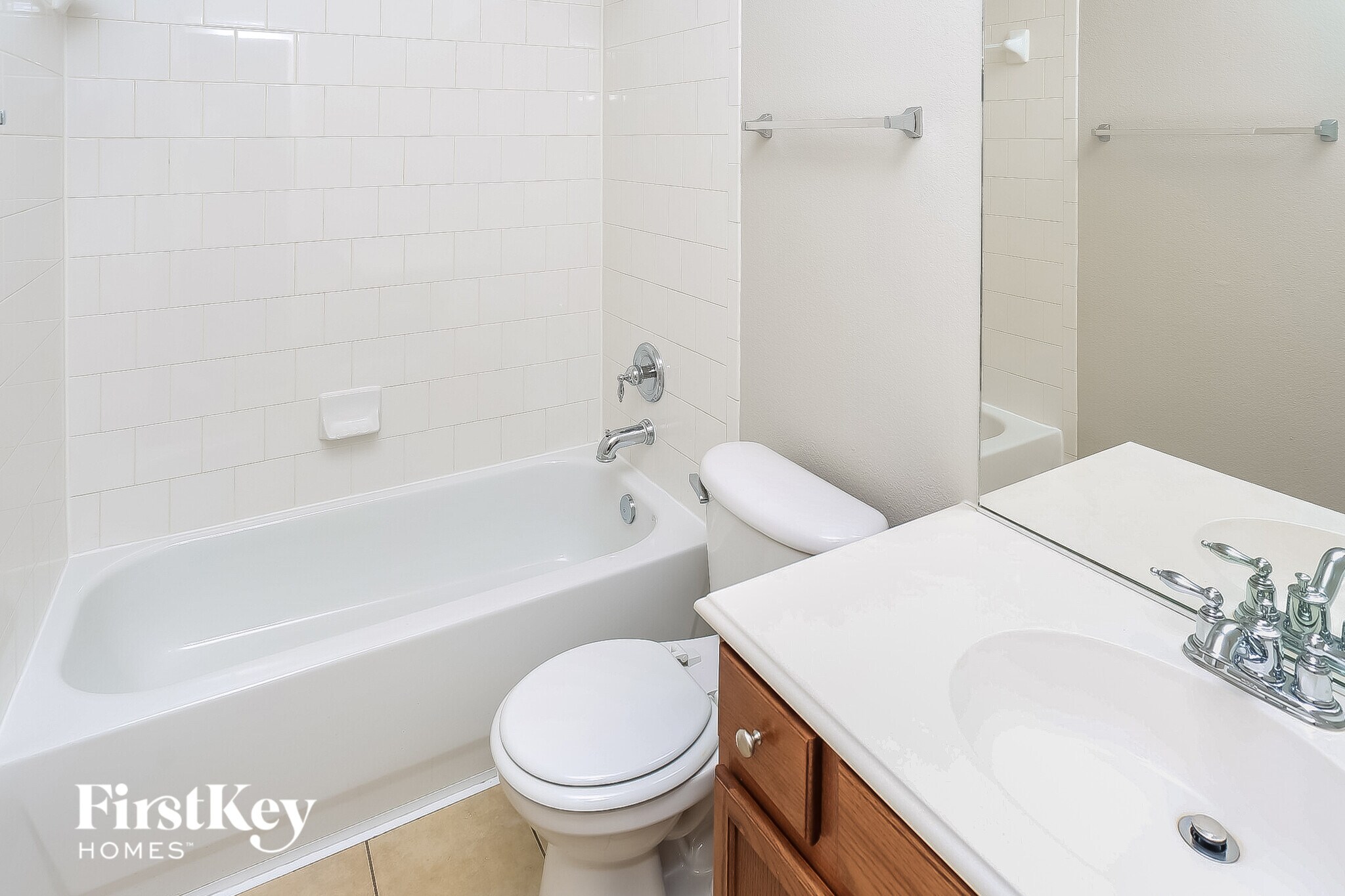 Building Photo - 2852 Maple Creek Dr