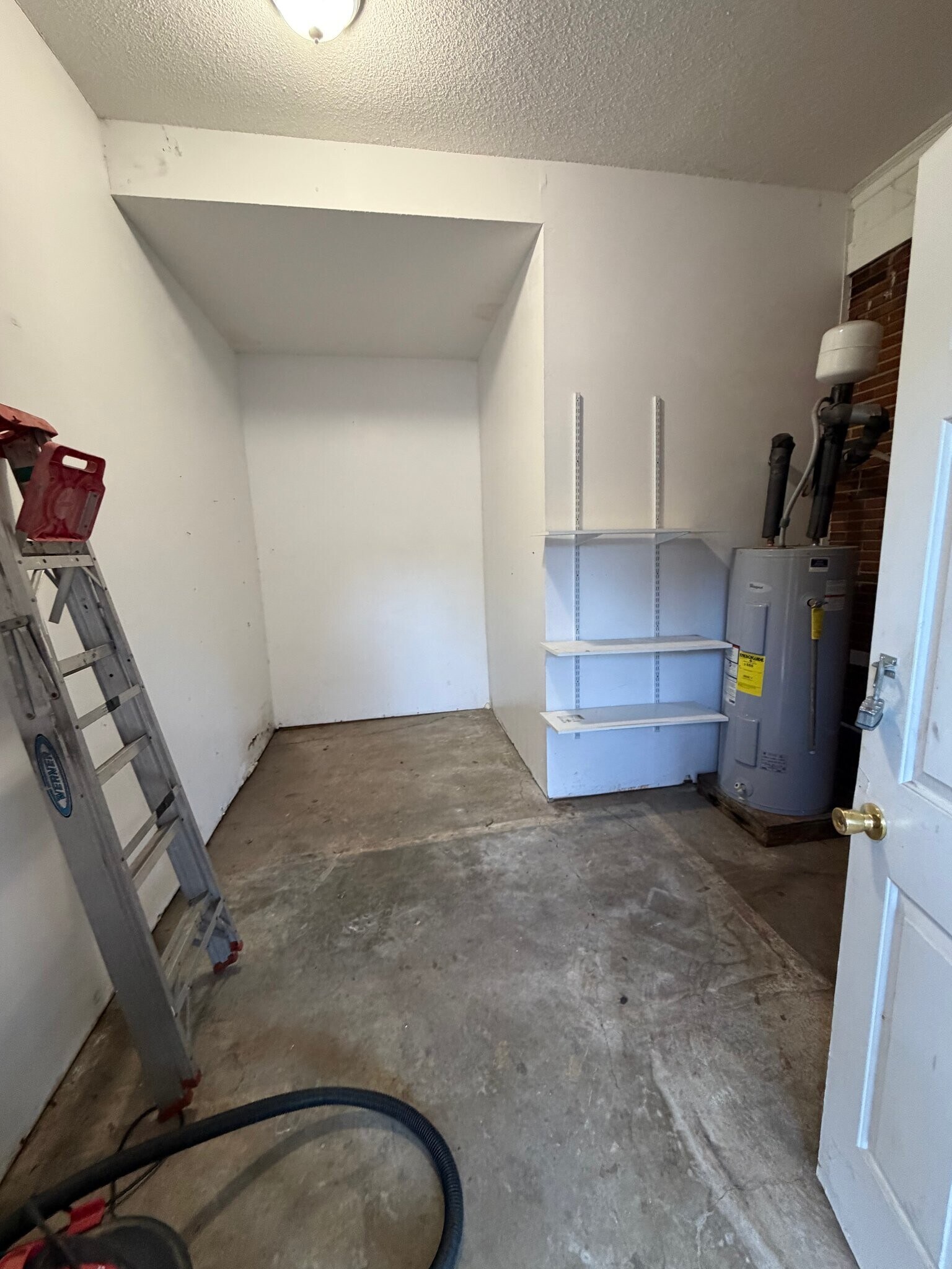 Building Photo - 107 Hartley Dr