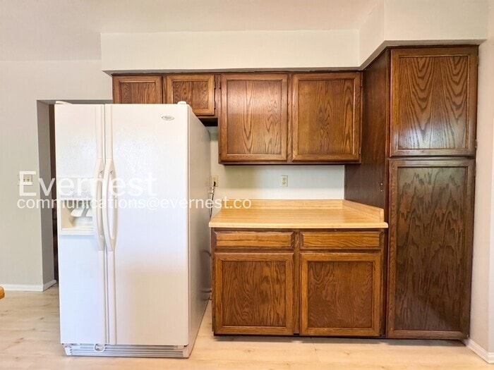 Building Photo - 9695 W 81st Ave