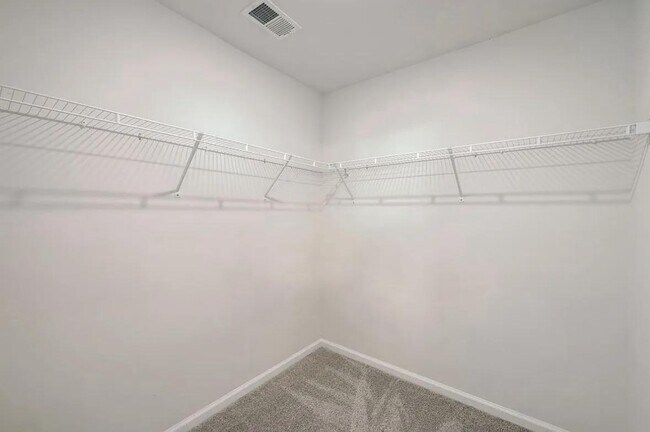 Building Photo - 510 Lateleaf Dr