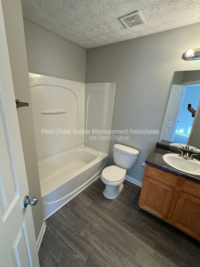 Building Photo - 1755 Carrington Dr