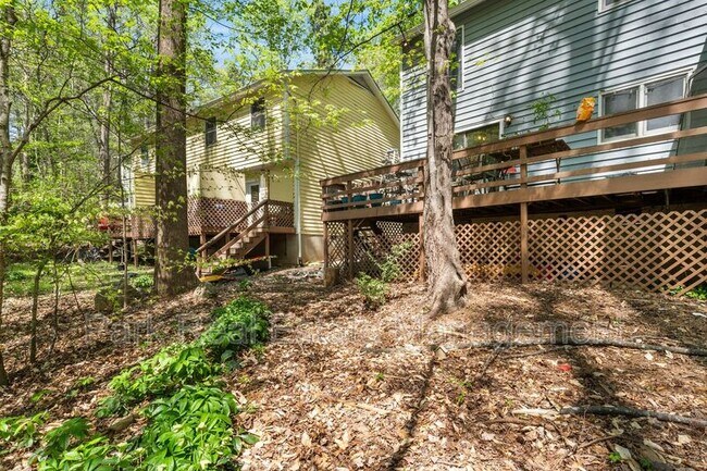 Building Photo - 116 Lantern Way