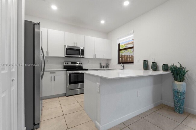 Building Photo - 11823 SW 247th Ter