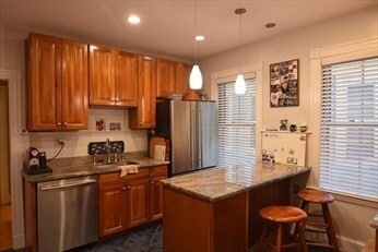 Building Photo - 22 Fayette St