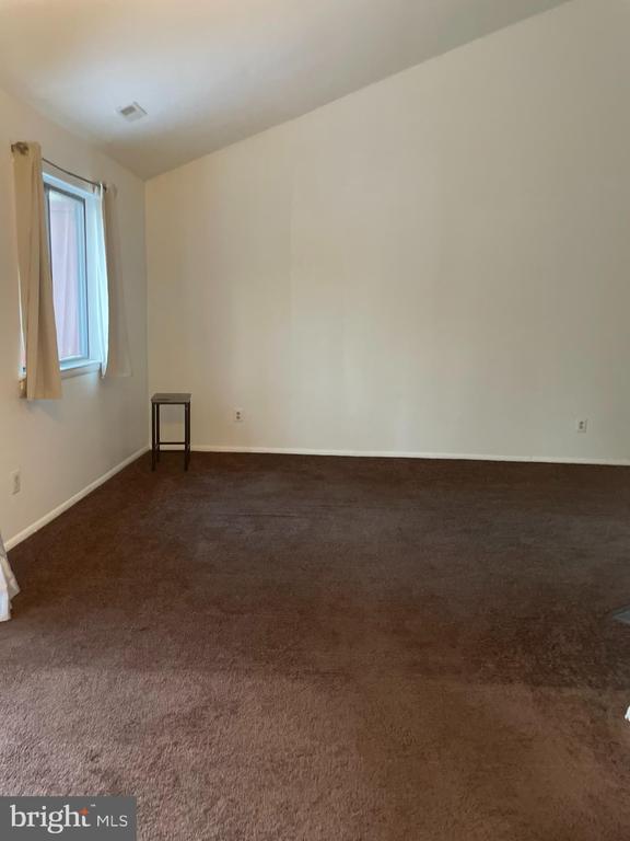 Building Photo - 806B Cypress Point Cir