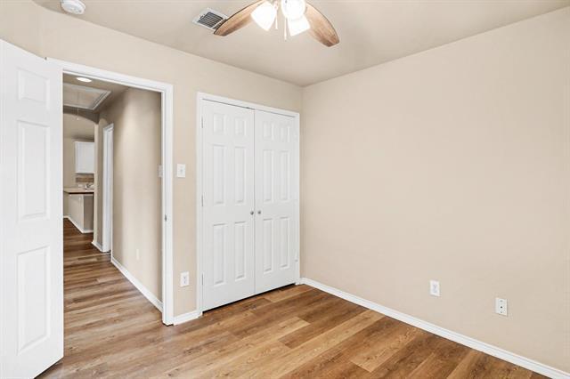 Building Photo - 633 Horn St