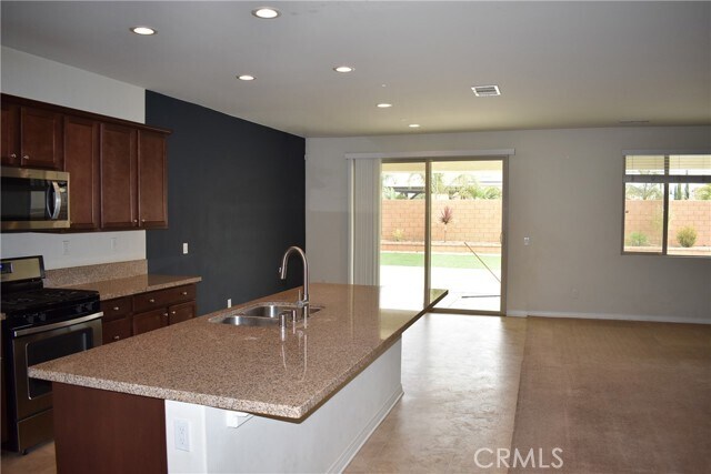 Building Photo - 7795 Poppy Ln