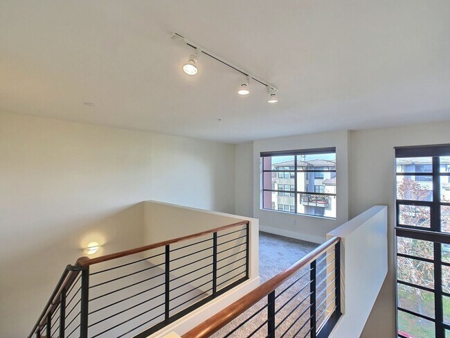 Building Photo - BRIGHT, SPACIOUS 1BD/1.5BA LOFT IN JAPANTOWN - DOWNTOWN SAN JOSE