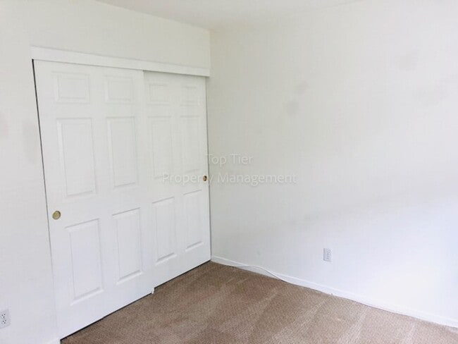 Building Photo - Beautiful 4 Bd/2.5 Ba, 1806 sf single-family house in Walnut Creek available now!