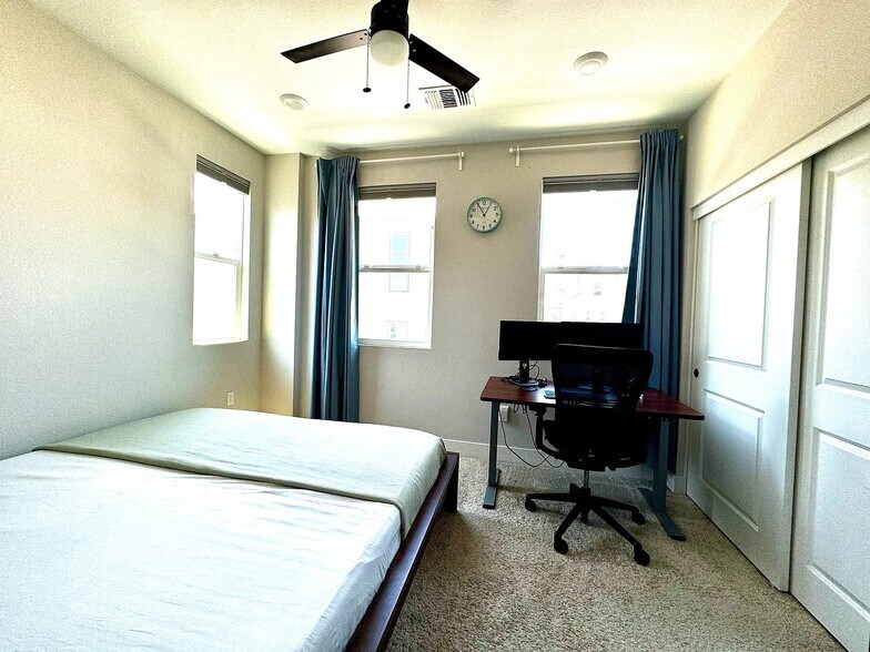 Building Photo - 1438 Cherry Cir