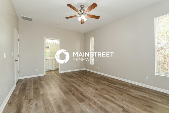 Building Photo - 3 Bedroom Pet-Friendly Home in Lehigh Acres, FL with Main Street Renewal