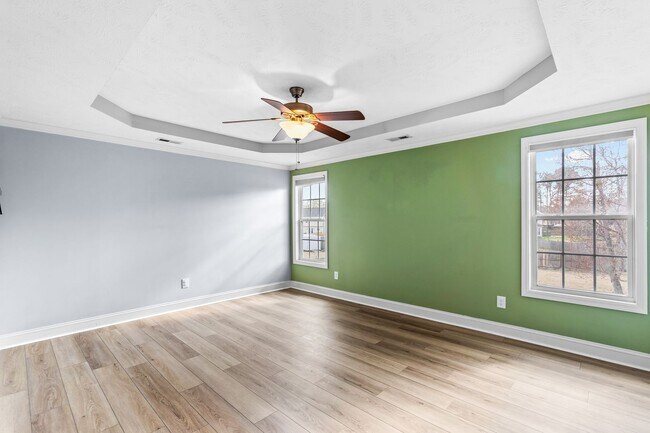 Building Photo - 111 Louie Ln