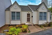 Building Photo - 313 Harper Dr