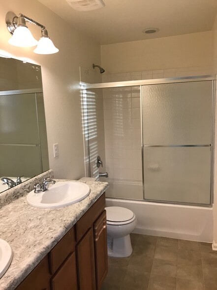 Building Photo - 1259 South Dallas Court