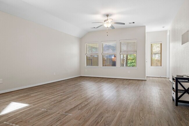 Building Photo - 335 Honey Mesquite Path