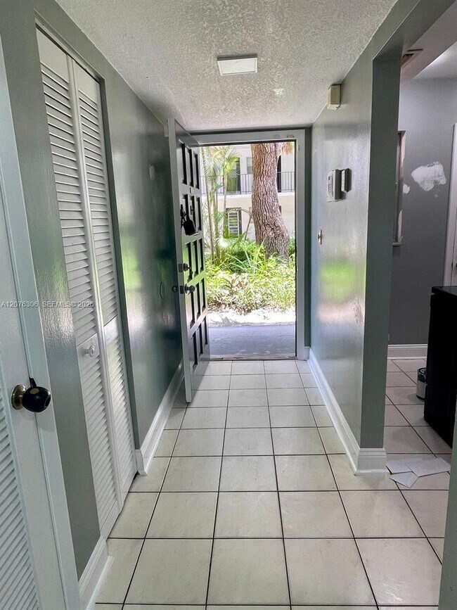 Building Photo - 3280 Spanish Moss Terrace