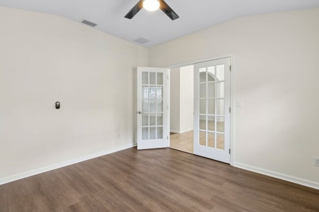 Building Photo - Charming 3-Bedroom Home in The Hideaway – Spacious, Stylish, and Move-In Ready!