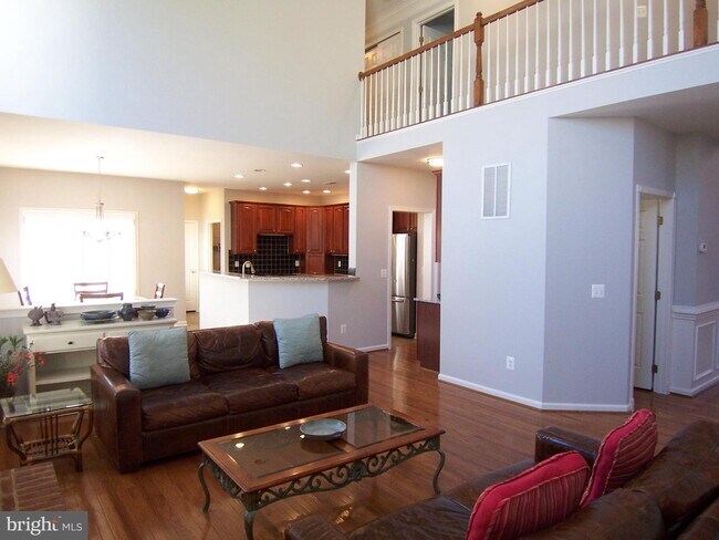 Building Photo - 12271 Harbor Town Cir