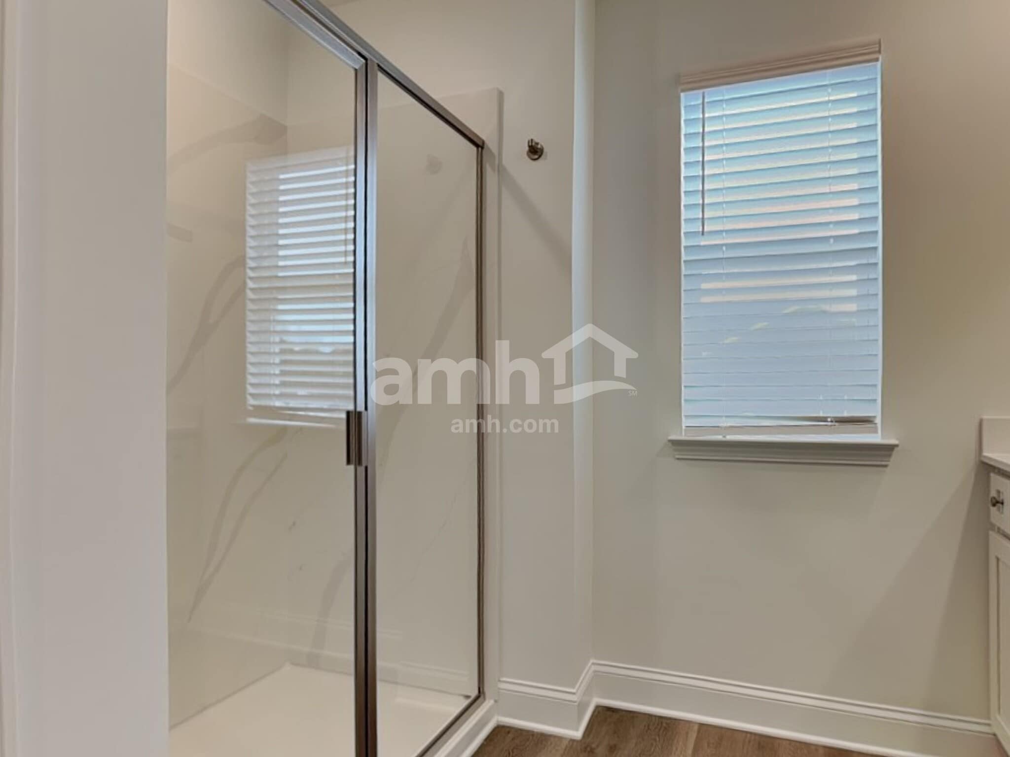 Building Photo - 395 Hickory Pointe Rd