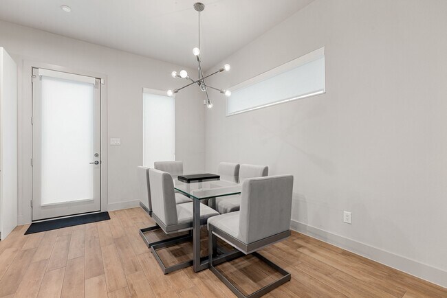 Building Photo - 5722 Rucio Ln