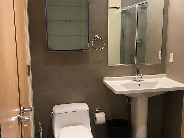 Building Photo - 1133 14th St NW