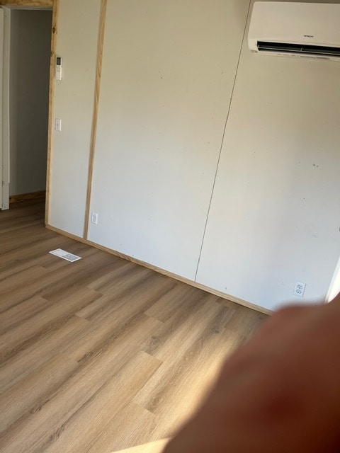 Building Photo - 8379 Parkview Ln