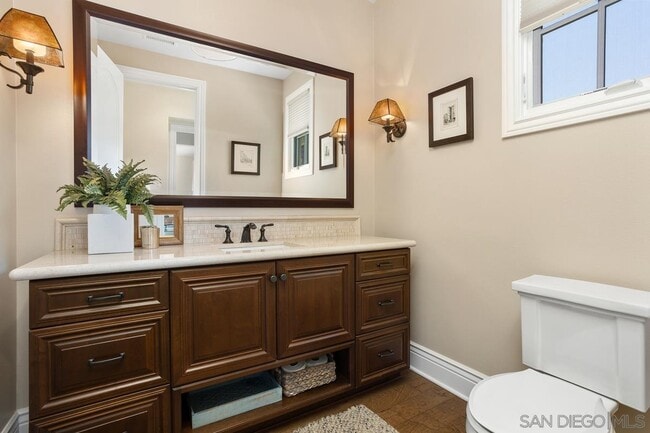 Building Photo - 10879 Equestrian Ridge Ct