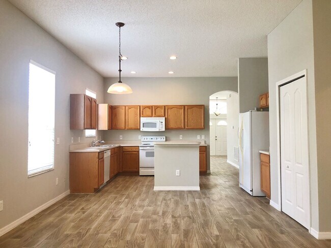 Building Photo - GREAT OVIEDO HOME WITH SOUGHT AFTER SCHOOLS