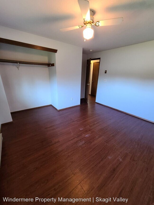 Building Photo - 2 br, 1 bath House - 1305 Heather Lane
