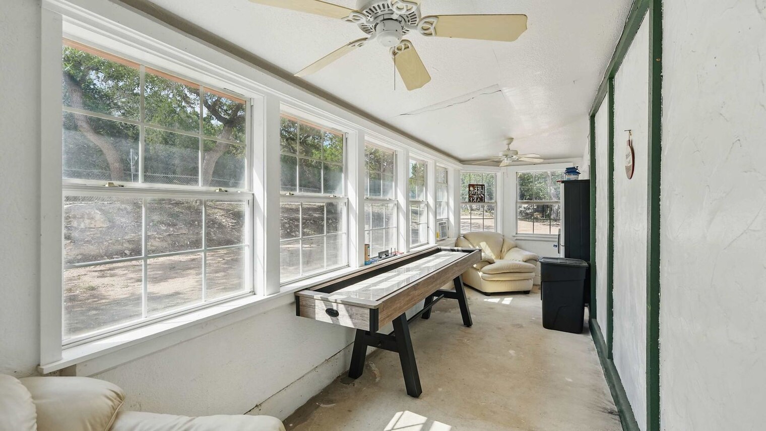 Building Photo - 205 Bravo Rd