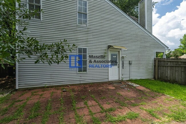 Building Photo - 183 Cumberland Rd