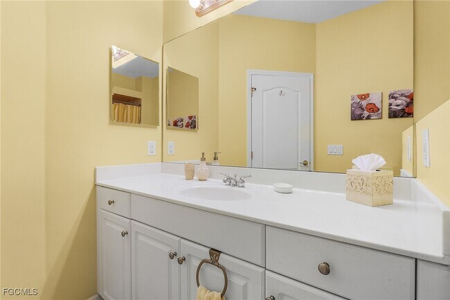 Building Photo - 3210 Cottonwood Bend