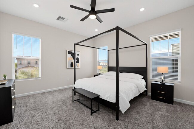 Building Photo - Professionally Designed, Fully Furnished townhome on one of Arabella’s Premium Lots | Scottsdale’...