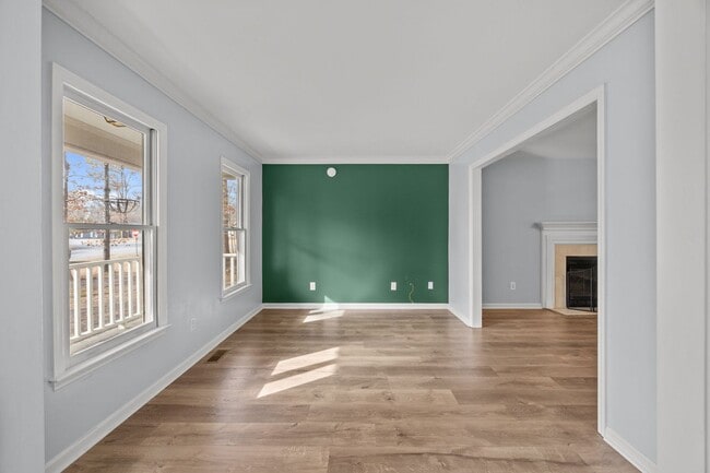 Building Photo - Welcome to Riverwood Estates!