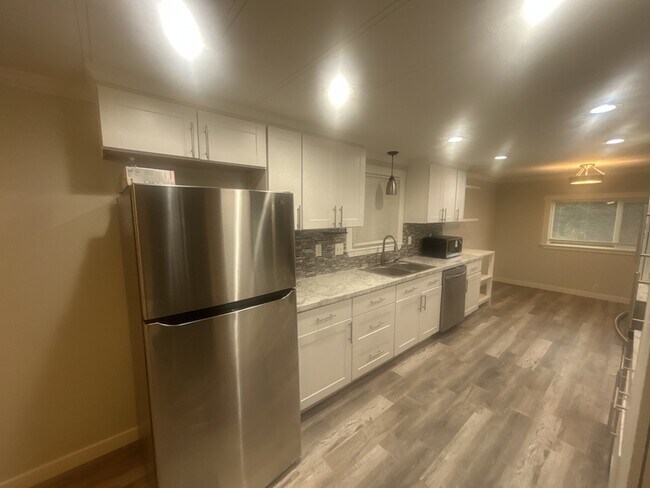 Building Photo - 8449 Moonlight Way