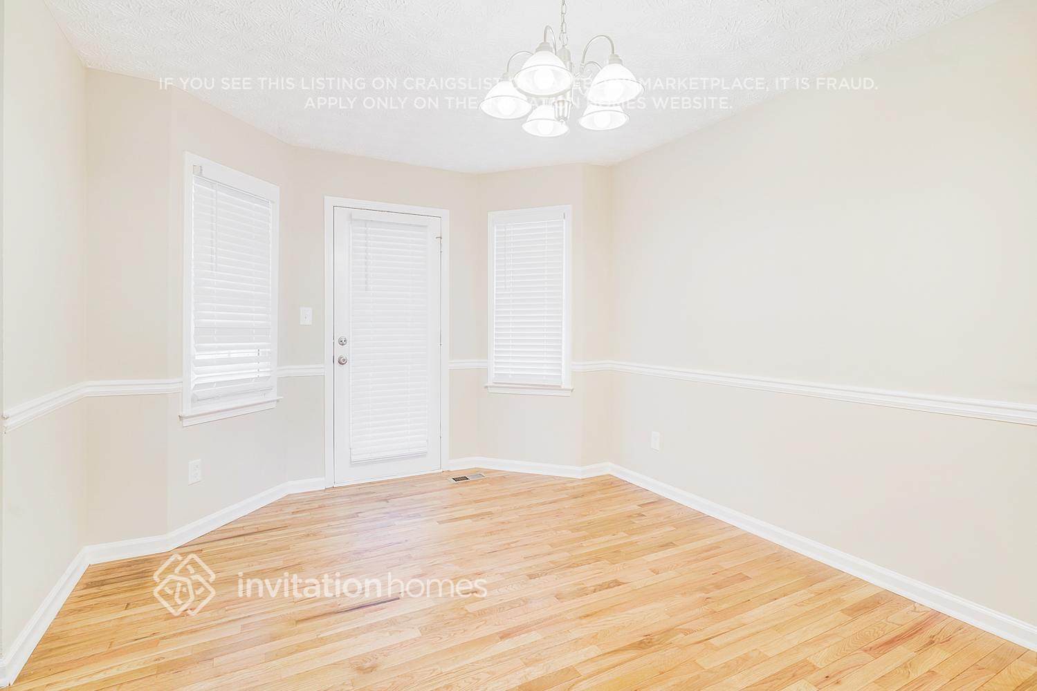 Building Photo - 425 Austin Dr