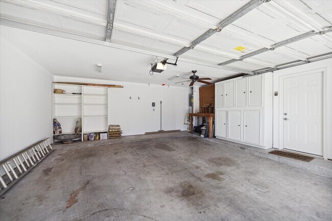 Building Photo - 1311 Ambergate Dr