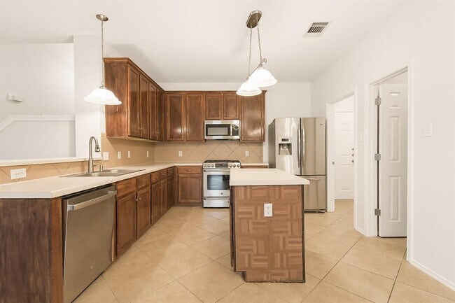 Building Photo - 1132 Alexandria Way