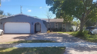 Building Photo - 616 SE 8th Ave