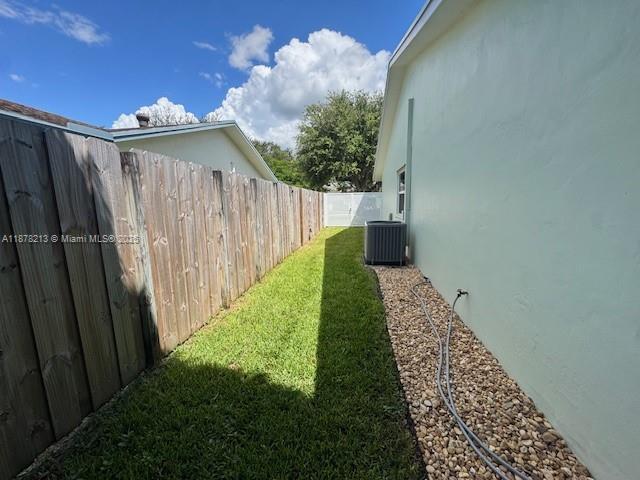 Building Photo - 10514 SW 127th Ct